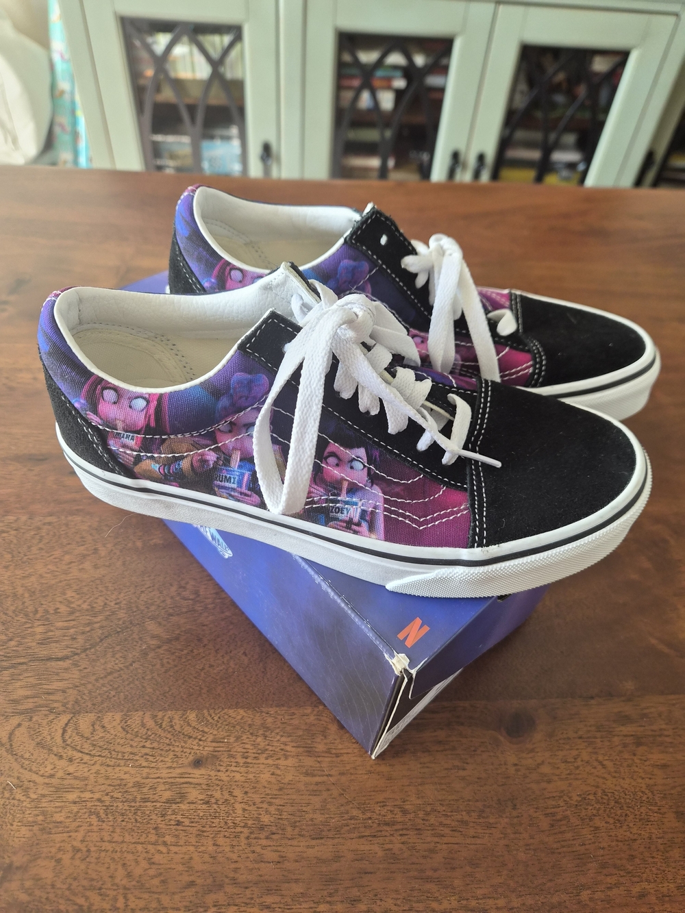 Kpop Demon Hunters Vans Kids Size 4.5